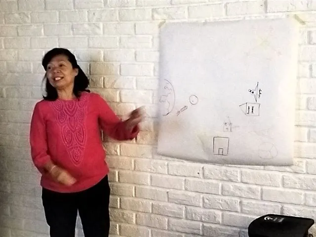 Training moment 08 — Facebook archive