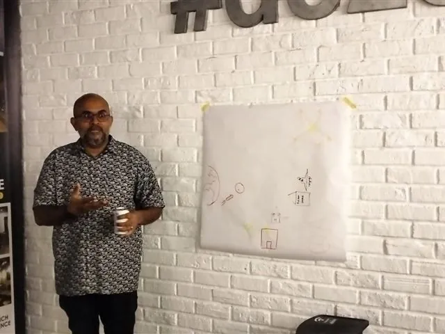 Training moment 09 — Facebook archive