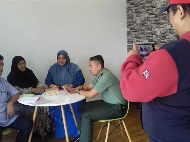 Training moment 74 — Facebook archive